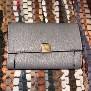 grey wallet